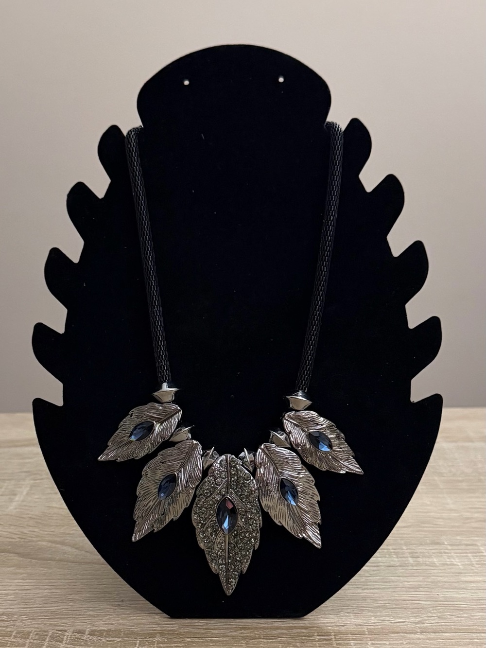 Silver Leaf Statement Necklace ✨ Glam Rhinestone Jewelry
